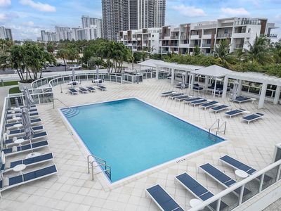 3015 N Ocean Boulevard #19f