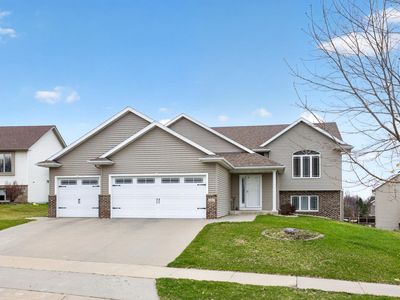 2469 Boulder Ridge Dr NW