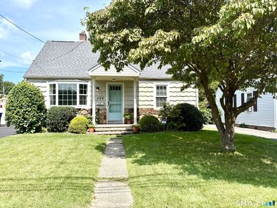 294 Burnsford Avenue