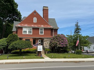 140 Pleasant St