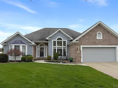 27 Button Bush Ct