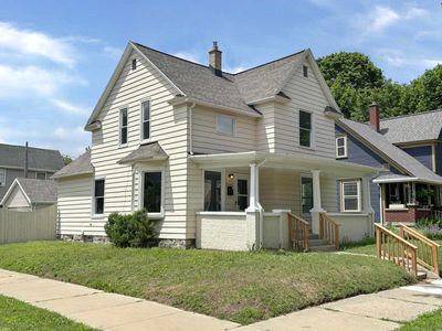 1335 Union Ave NE