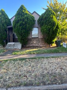 1008 Y Ave