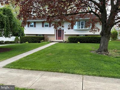 Property at 470 N Holly St, Elizabethtown, PA