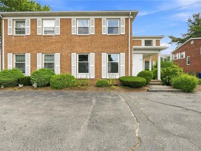 109 Wyndham Ave #109