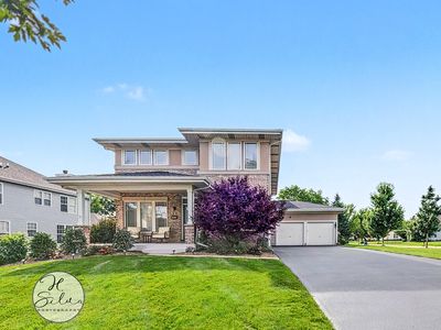 Property at 1410 Grand Pointe Blvd, Dundee, IL