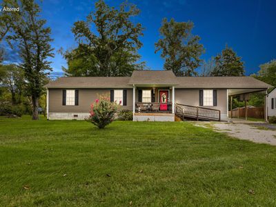 5050 Main St