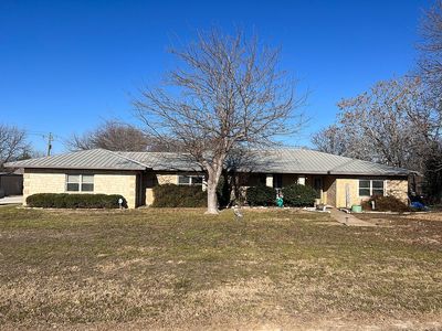Property at 601 E 6th St, Blum, TX