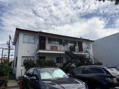 725-729 B Ave