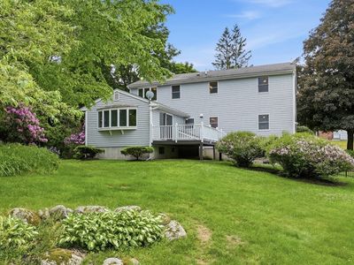Property at 6 Hillcrest Rd, Bedford, MA