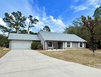 Property at 13 Fisher Trail Ter, Ocklawaha, FL