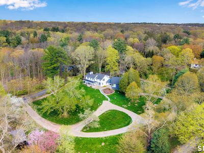 10 Cedar Lane