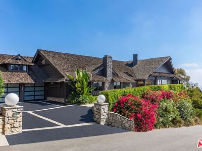 1326 Beverly Estate Dr