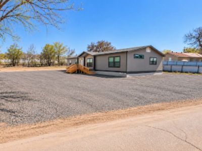 2680 Parklane Dr
