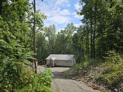 890 Lee Station Mountain Rd