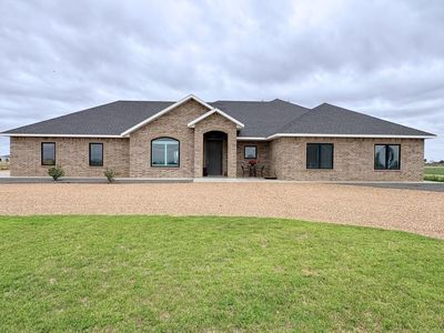 8 Prairie View Rd