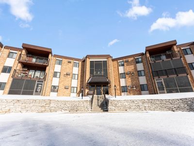 2690 Oxford St N APT 209