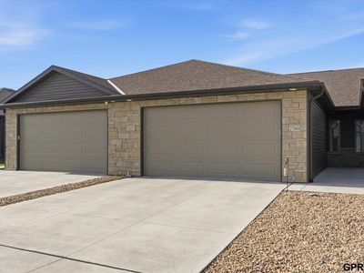 2760 Sheila Ln