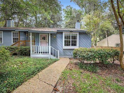 215 Parkbrook Cir