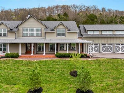 96 High Trails Dr