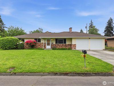 3011 NE 44th Street