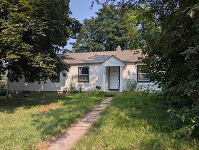 259 20th Ave S