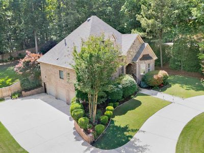 8514 Redwood Ln