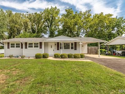2022 Dawson Dr