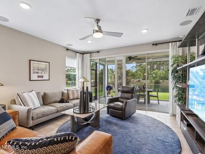 35 PEPPERPIKE Way