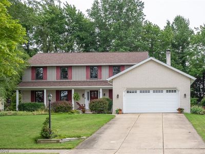 Property at 6672 Beverly May Dr, Independence, OH