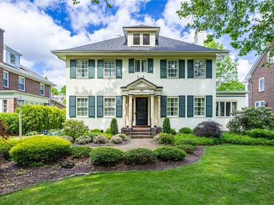 389 Yarmouth Rd