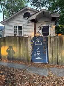 2 S Enston Ave