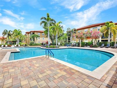8880 Colonnades CT W #427