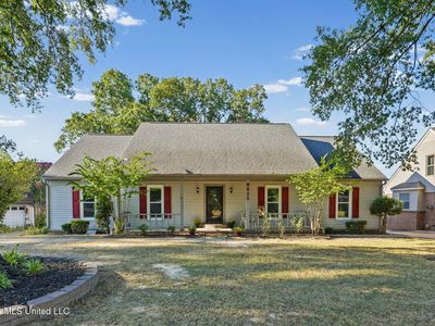 8825 Cypress Cv