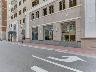 123 College Pl UNIT 708