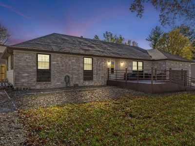 660 W Village Street