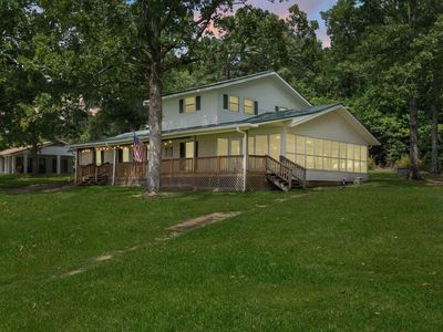 902 Pitt Rd