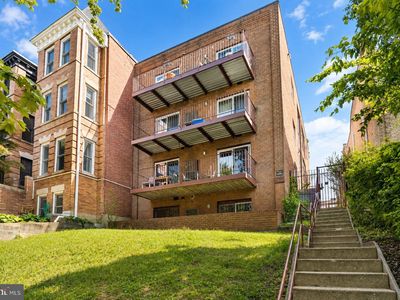 1700 Irving St NW