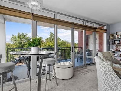1018 Hackberry Ln Unit 201