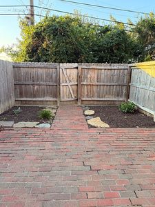 Property at 176 Jamestown Dr, Pittsburgh, PA