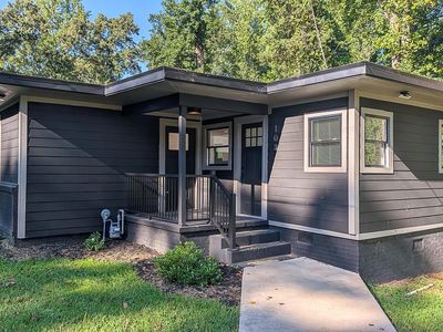 108 Saint Lo Cir