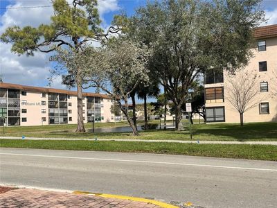 4940 E Sabal Palm Blvd APT 302