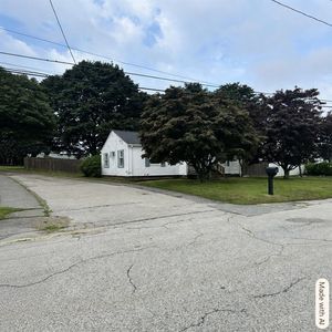 760 Fairfa Strawberry Field Rd