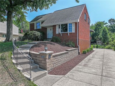 308 Lupine Dr