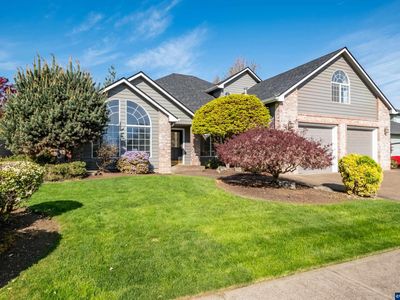 1369 Hidden Creek Dr NE