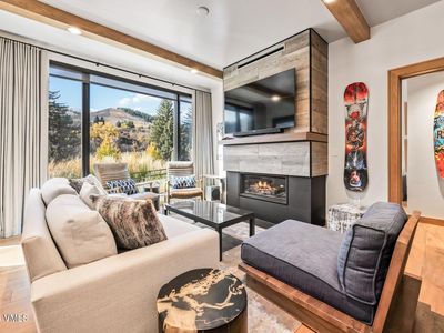 1 Waterfront Way #104