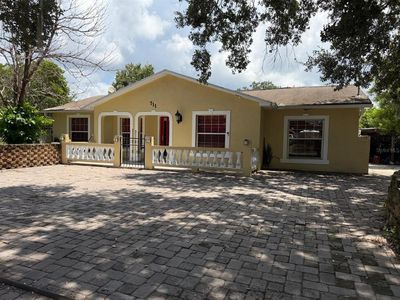 711 S EMORY AVENUE