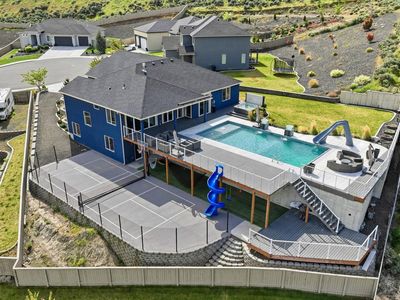 1103 Chinook Dr