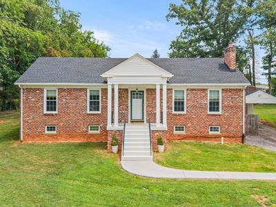 7110 Peachtree Rd