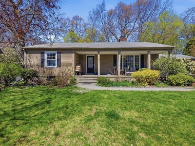 64 Eastwood Rd